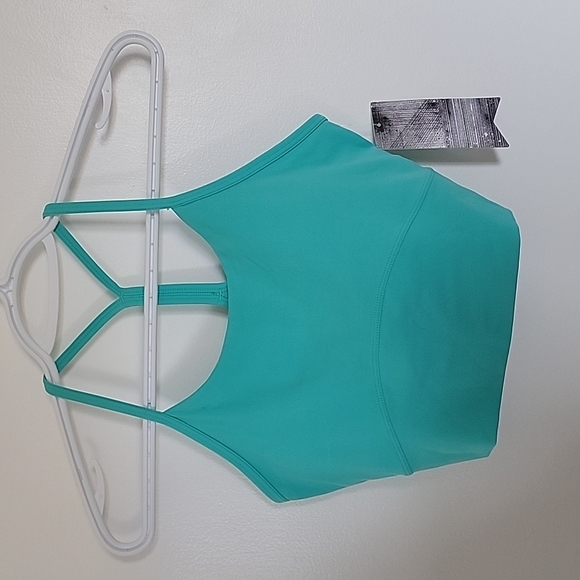 NWT Stori legend cropped shelf tank in pool blue - Picture 6 of 8